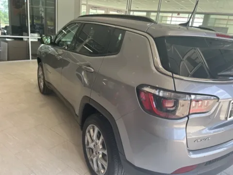 More photos of 2022 Jeep Compass Latitude Lux at Hixson Toyota, LA