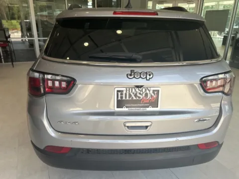 More photos of 2022 Jeep Compass Latitude Lux at Hixson Toyota, LA