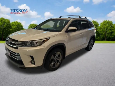 Another view of 2018 Toyota Highlander Limited Platinum for sale in Deridder, LA at Hixson Toyota