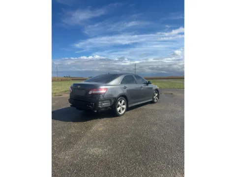 More photos of 2011 Toyota Camry SE at Merchants Auto Group LLC, IN