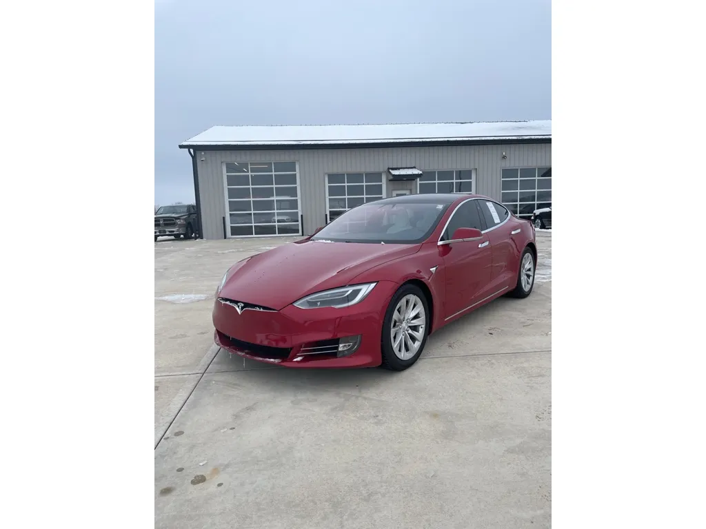 2017 Tesla Model S 75D's photo