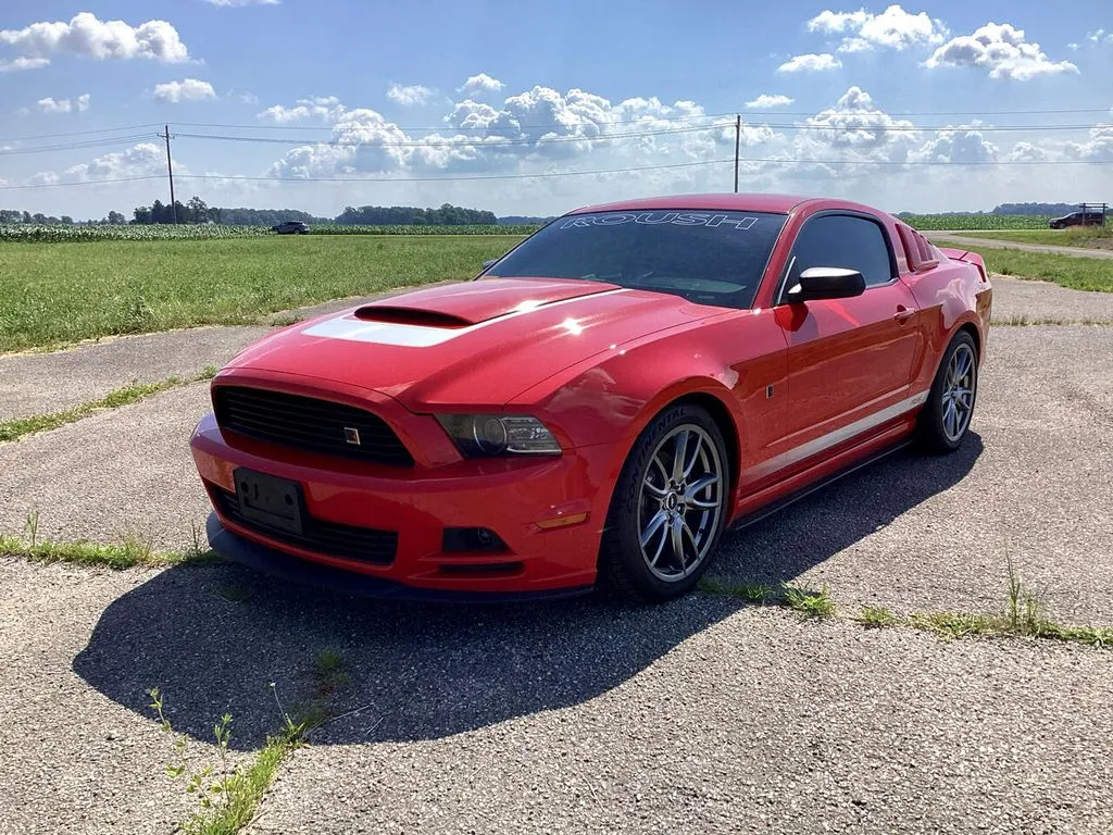 Red 2014 Ford Mustang V6 for sale in Cicero, IN