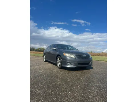 More photos of 2011 Toyota Camry SE at Merchants Auto Group LLC, IN