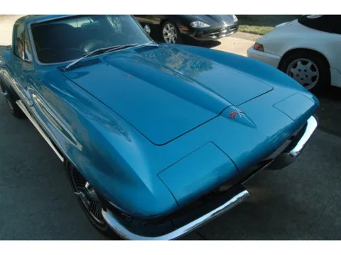 More photos of 1966 Chevrolet CORVETTE STINGRAY at Merchants Auto Group LLC, IN