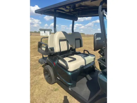 More photos of 2025 STAR EV SIRIUS 2+2 LITHIUM at Indiana Golf Carts, IN