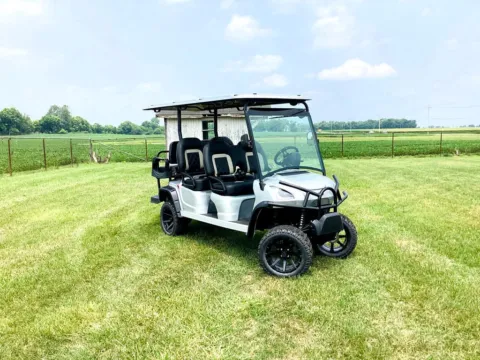 More photos of 2023 STAR-EV SIRIUS 4+2 LITHIUM at Indiana Golf Carts, IN