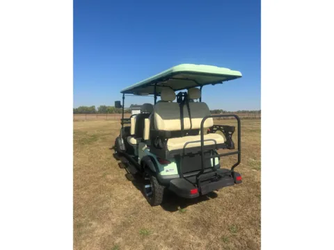 More photos of 2025 ROXIE H60LL LITHIUM at Indiana Golf Carts, IN