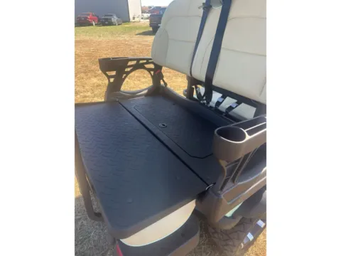 More photos of 2025 ROXIE H60LL LITHIUM at Indiana Golf Carts, IN