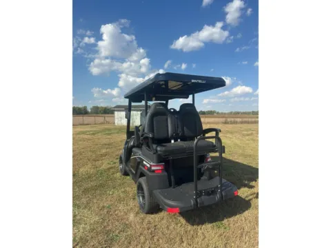 More photos of 2025 Bintelli BEYOND 4 LITHIUM at Indiana Golf Carts, IN