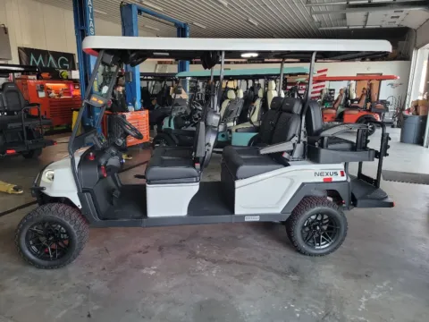 More photos of 2025 Bintelli NEXUS 6L LITHIUM GEN 2 at Indiana Golf Carts, IN