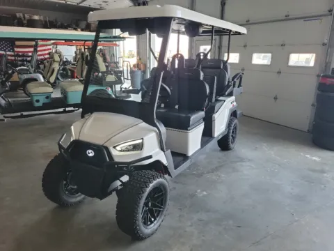 More photos of 2025 Bintelli NEXUS 6L LITHIUM GEN 2 at Indiana Golf Carts, IN