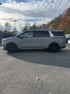 Silver 2024 Kia Carnival SX Prestige for sale in Eden, NC