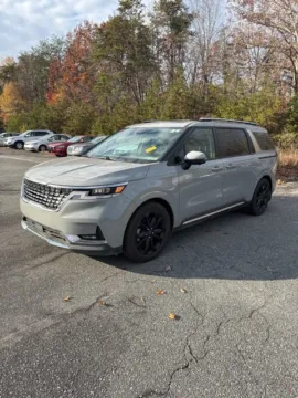 Photos of 2024 Kia Carnival SX Prestige for sale in Eden, NC at Tri-City KIA