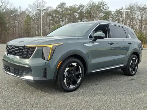 Photos of 2026 Kia Sorento Hybrid EX for sale in Eden, NC at Tri-City KIA