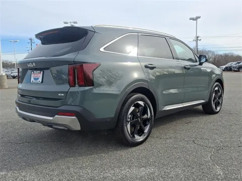 More photos of 2026 Kia Sorento Hybrid EX at Tri-City KIA, NC