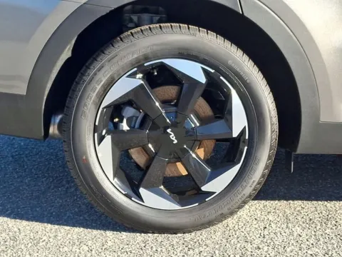 More photos of 2026 Kia Sorento Hybrid EX at Tri-City KIA, NC