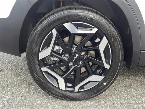 More photos of 2026 Kia Seltos SX at Tri-City KIA, NC