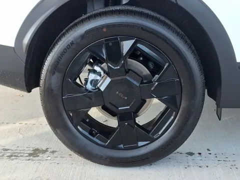 More photos of 2026 Kia Sportage Hybrid X-Line at Tri-City KIA, NC