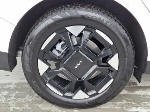 More photos of 2026 Kia Carnival EX at Tri-City KIA, NC