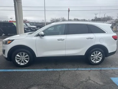 Photos of 2017 Kia Sorento LX for sale in Eden, NC at Tri-City KIA