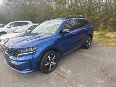 Blue 2022 Kia Sorento S for sale in Eden, NC