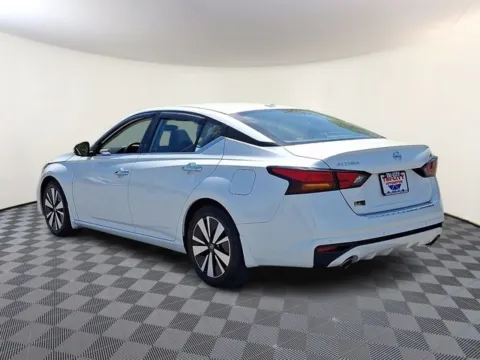 More photos of 2021 Nissan Altima 2.5 SL at Tri-City KIA, NC