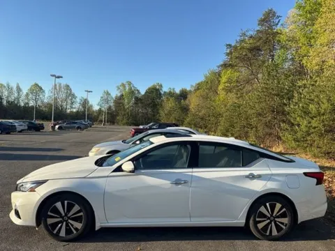 Another view of 2021 Nissan Altima 2.5 SL for sale in Eden, NC at Tri-City KIA