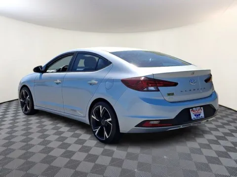 More photos of 2019 Hyundai Elantra SE at Tri-City KIA, NC