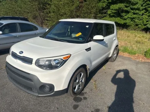 White 2017 Kia Soul for sale in Eden, NC