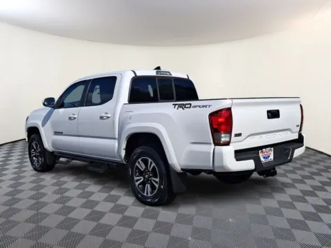 More photos of 2016 Toyota Tacoma TRD Sport at Tri-City KIA, NC