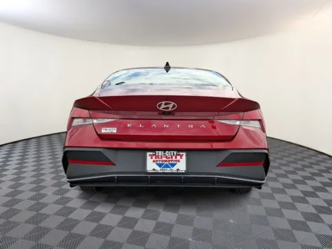 More photos of 2024 Hyundai Elantra SEL at Tri-City KIA, NC