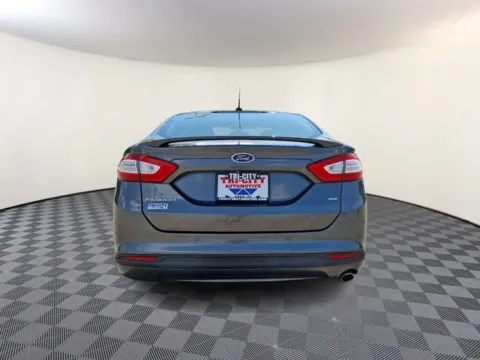 More photos of 2016 Ford Fusion SE at Tri-City KIA, NC