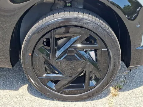 More photos of 2027 Kia Seltos X-Line at Tri-City KIA, NC