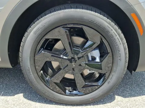 More photos of 2026 Kia Sorento Hybrid X-Line SX Prestige at Tri-City KIA, NC