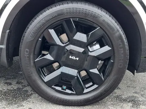 More photos of 2027 Kia Telluride Hybrid SX Prestige at Tri-City KIA, NC