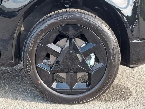 More photos of 2027 Kia Seltos X-Line S at Tri-City KIA, NC
