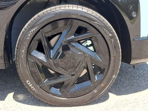 More photos of 2027 Kia Seltos X-Line SX at Tri-City KIA, NC