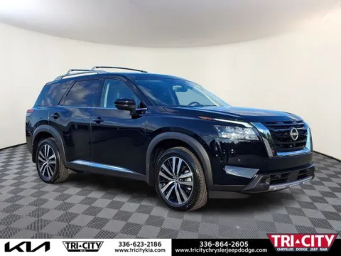 Black 2025 Nissan Pathfinder Platinum for sale in Eden, NC
