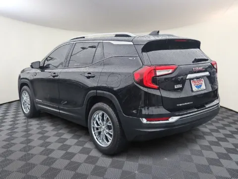 More photos of 2023 GMC Terrain SLT at Tri-City KIA, NC