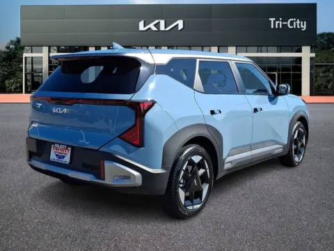 More photos of 2027 Kia Seltos S at Tri-City KIA, NC