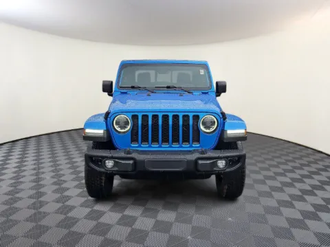 Photos of 2023 Jeep Gladiator Sport for sale in Eden, NC at Tri-City KIA