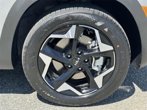 More photos of 2025 Kia Seltos EX at Tri-City KIA, NC