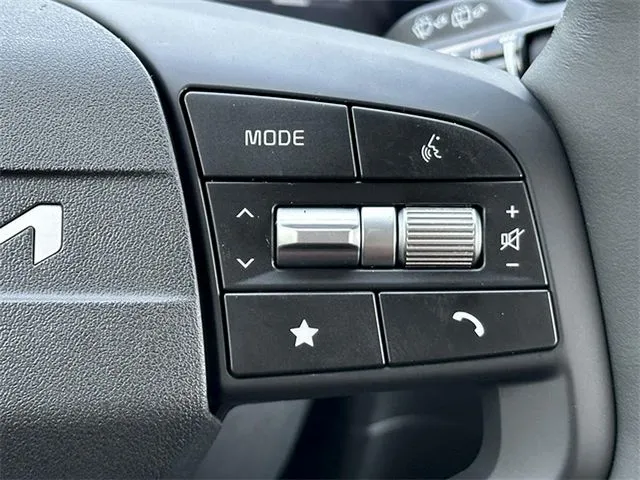 2026 Kia Sportage SX - Photo 13
