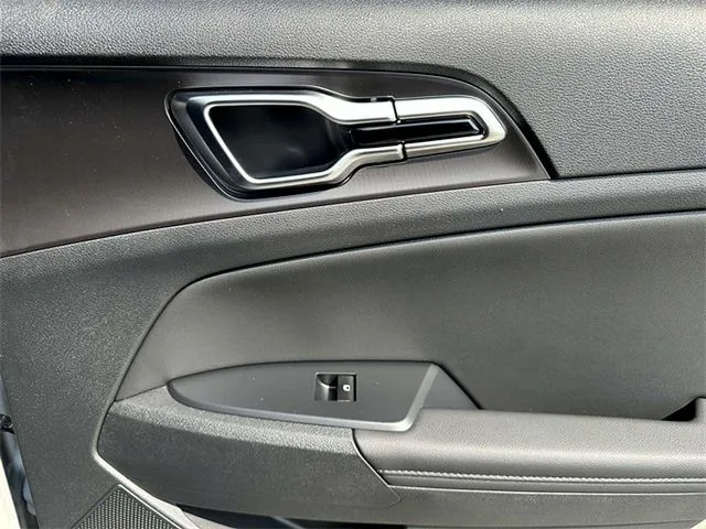 2026 Kia Sportage SX - Photo 25