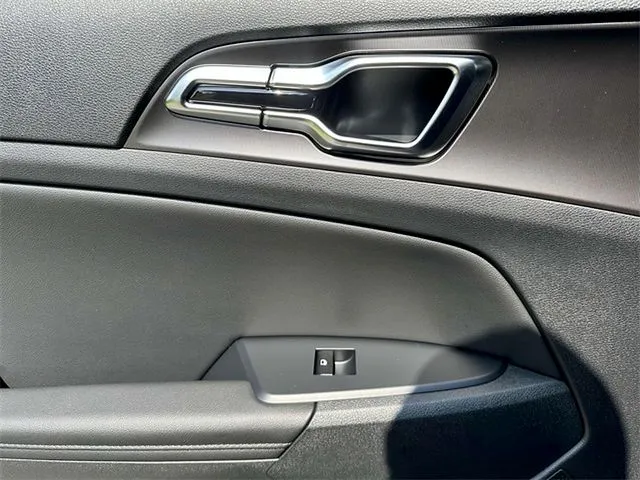 2026 Kia Sportage SX - Photo 22