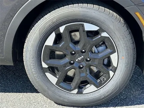 More photos of 2025 Kia Sorento S at Tri-City KIA, NC