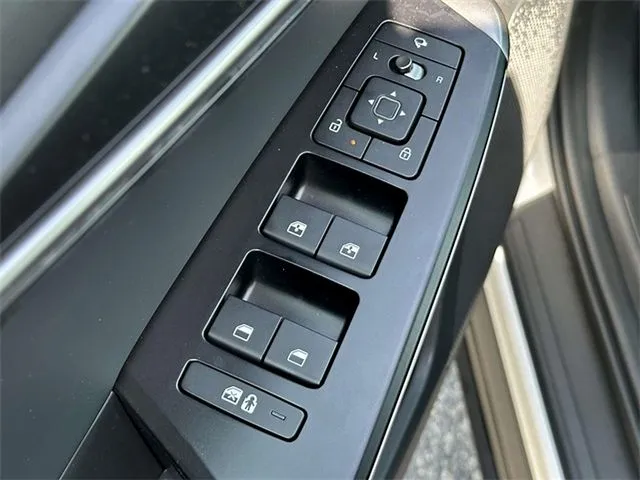 2025 Kia EV6 Light L/R - Photo 8