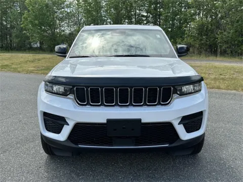 Photos of 2024 Jeep Grand Cherokee Laredo for sale in Eden, NC at Tri-City KIA