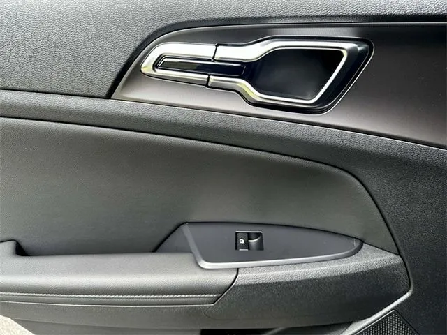 2026 Kia Sportage SX - Photo 22