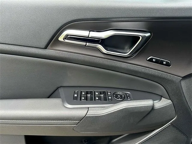 2026 Kia Sportage SX - Photo 7